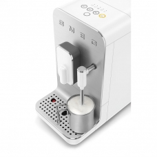 Кавомашина SMEG BCC02WHMEU
