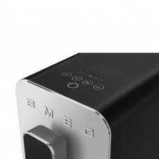 Кавомашина SMEG BCC12BLMEU