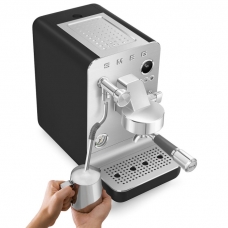 Кавомашина еспресо SMEG EMC02BLMEU
